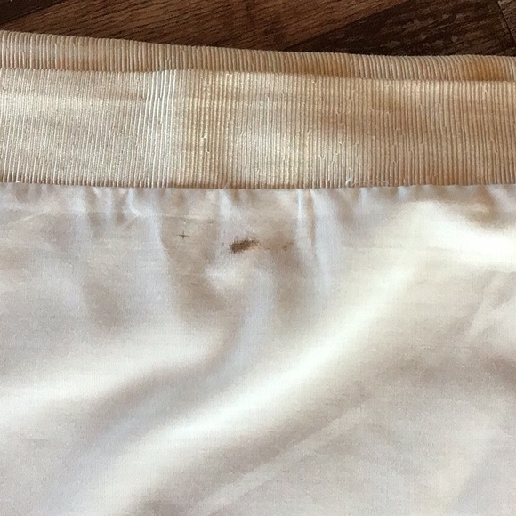 Curtains lined - Picture 3 of 3